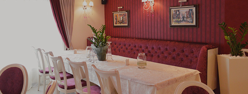 Sala sa kristalnim lusterom